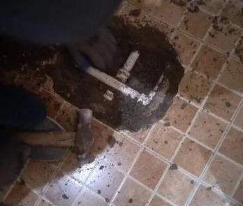延津卫生间漏水维修公司为您分享下卫生间渗水如何处理及注意事项